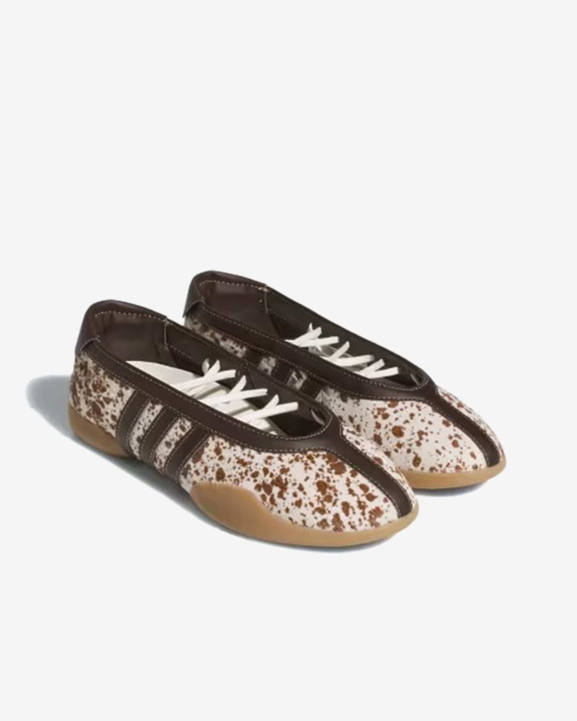 Adidas - Taekwondo Mei Ballet - (Off White/Brown) view 3, Click to Zoom in