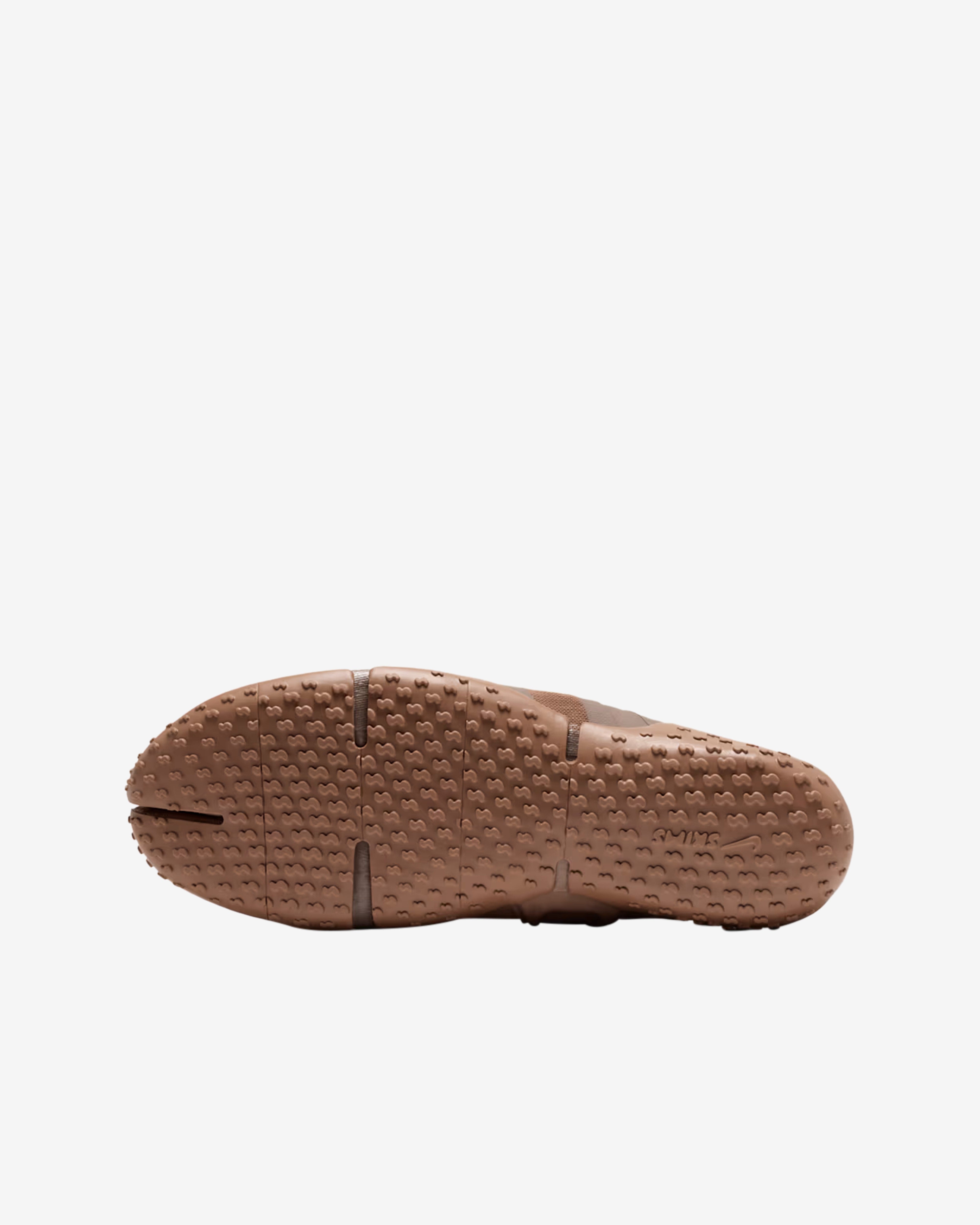 NikeSKIMS: Women's Rift Mesh Sneakers (Sable Brown) | DSMNY E-SHOP