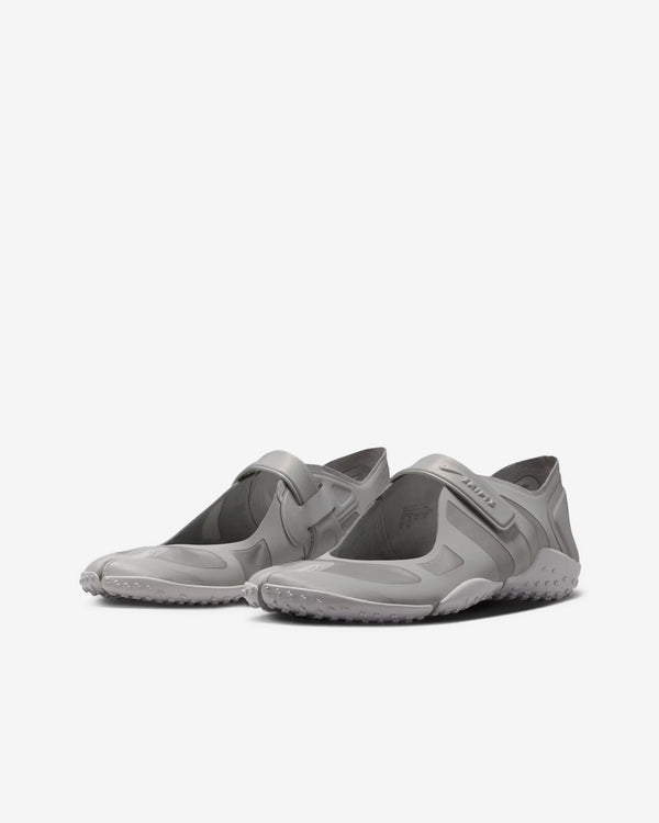 NikeSKIMS - Women's Rift Satin Sneakers - (Night Silver/Grey)