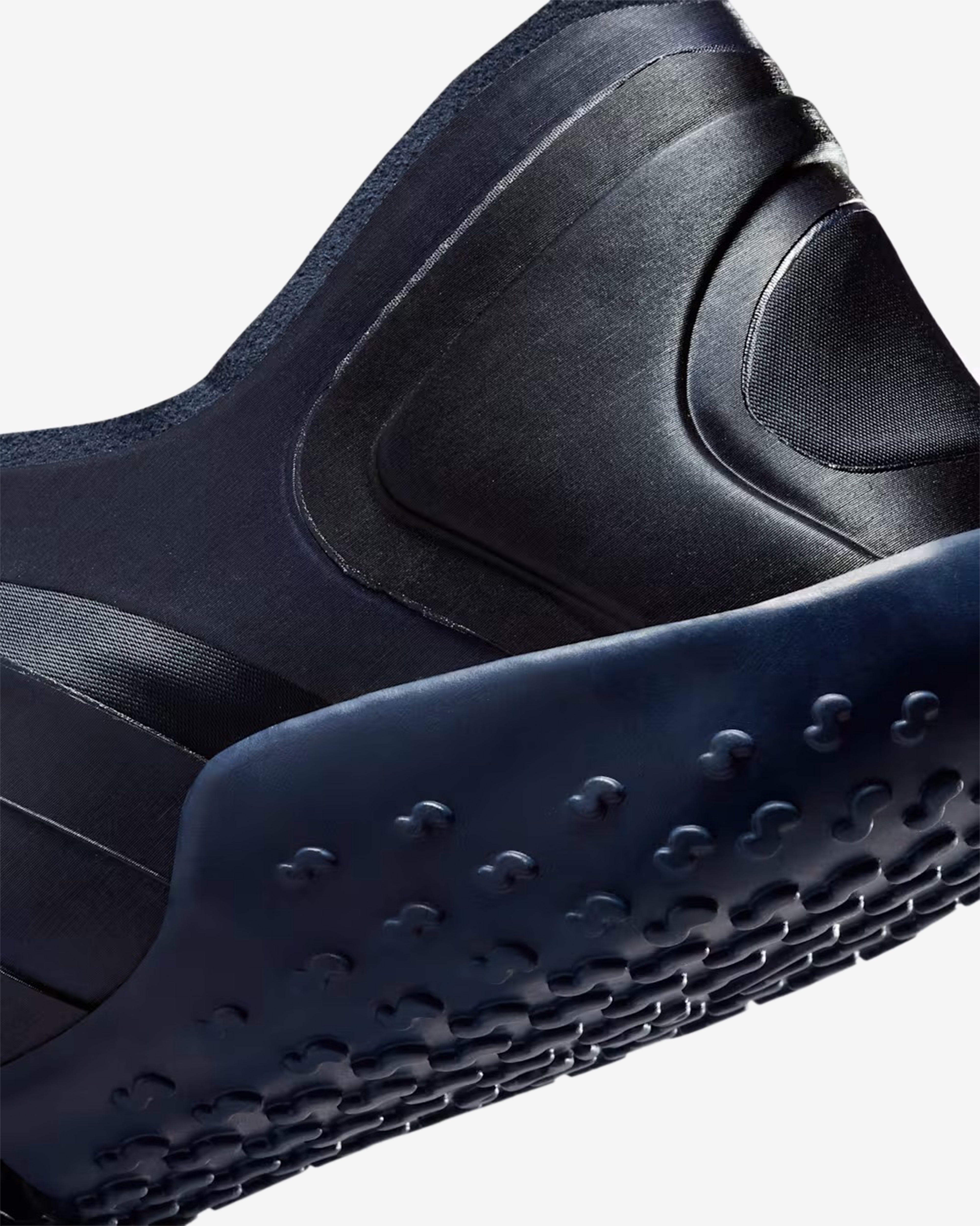 NikeSKIMS: Rift Satin (Navy/Obsidian) | DSMNY E-SHOP
