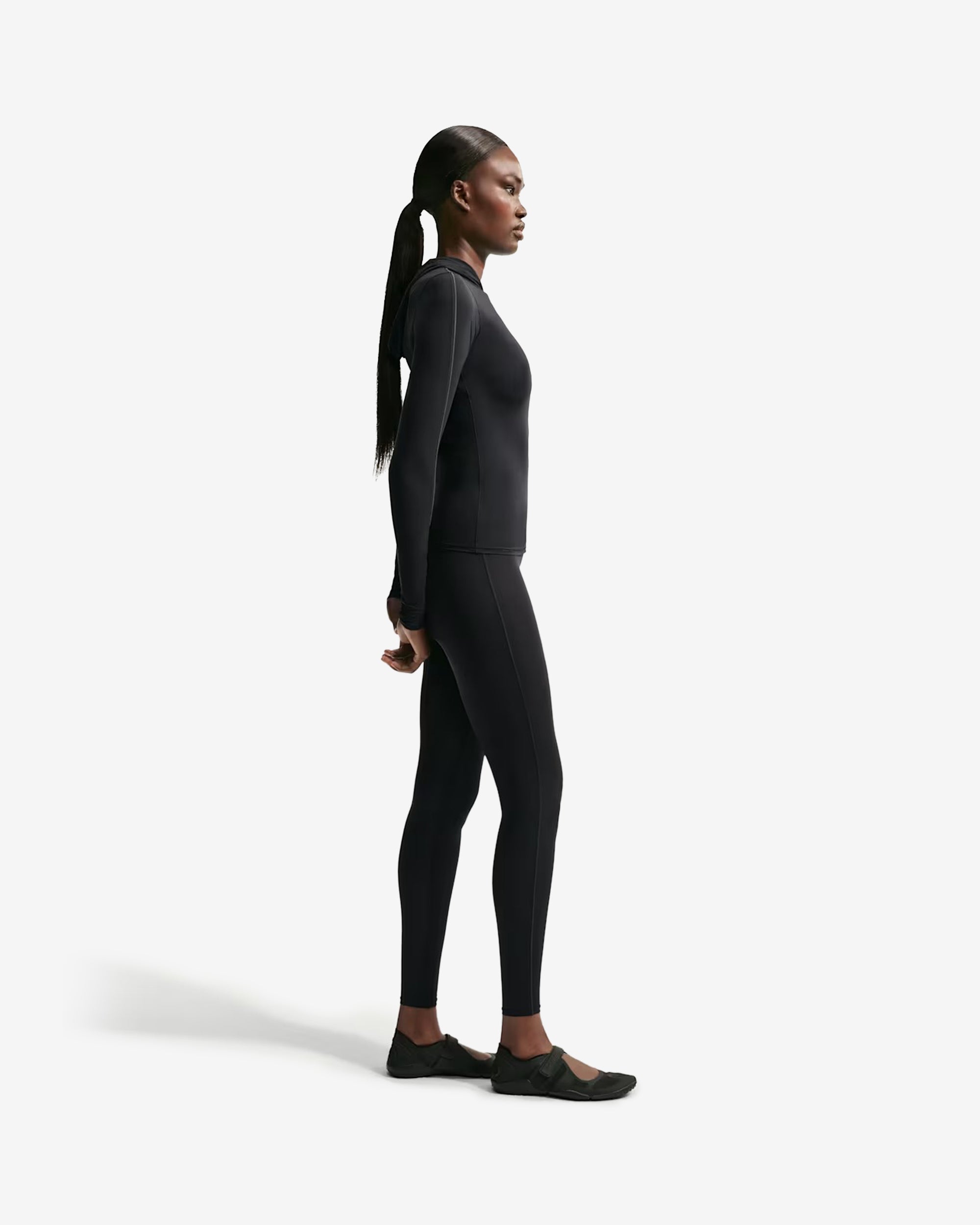 NikeSKIMS - Women's Weightless High-Waisted V-Panel Leggings - (Obsidian) view 6, Click to Zoom in