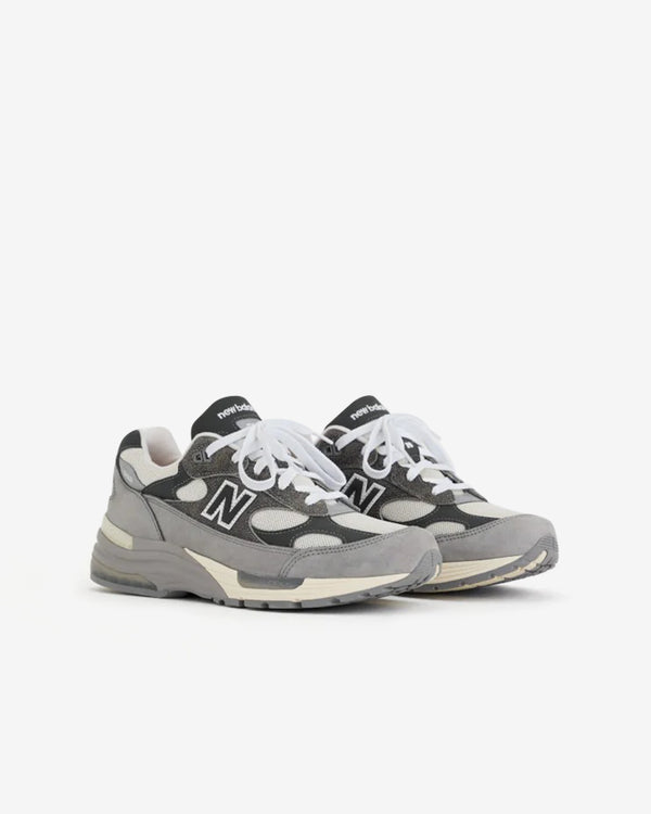 New Balance - Men's 992 Sneakers - (Shadow Grey)