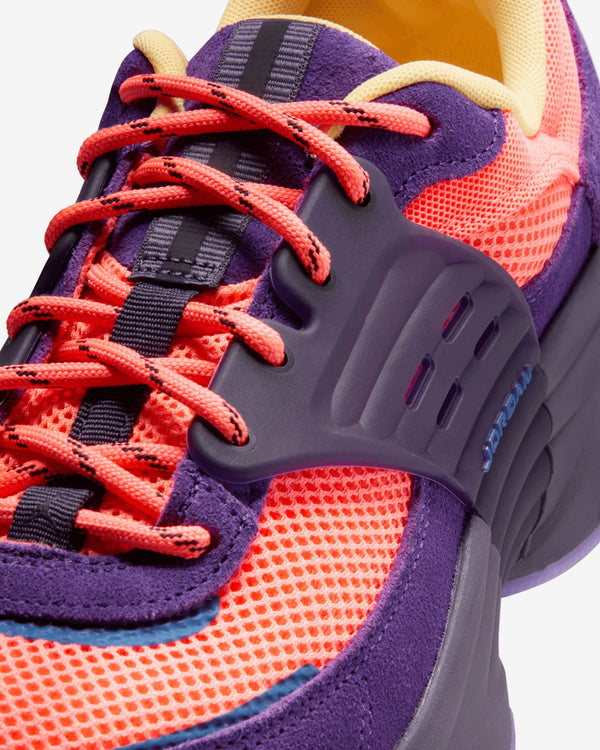 Nike - Men's Jordan Trunner O/S SP Sneakers - (Mango/Eggplant)