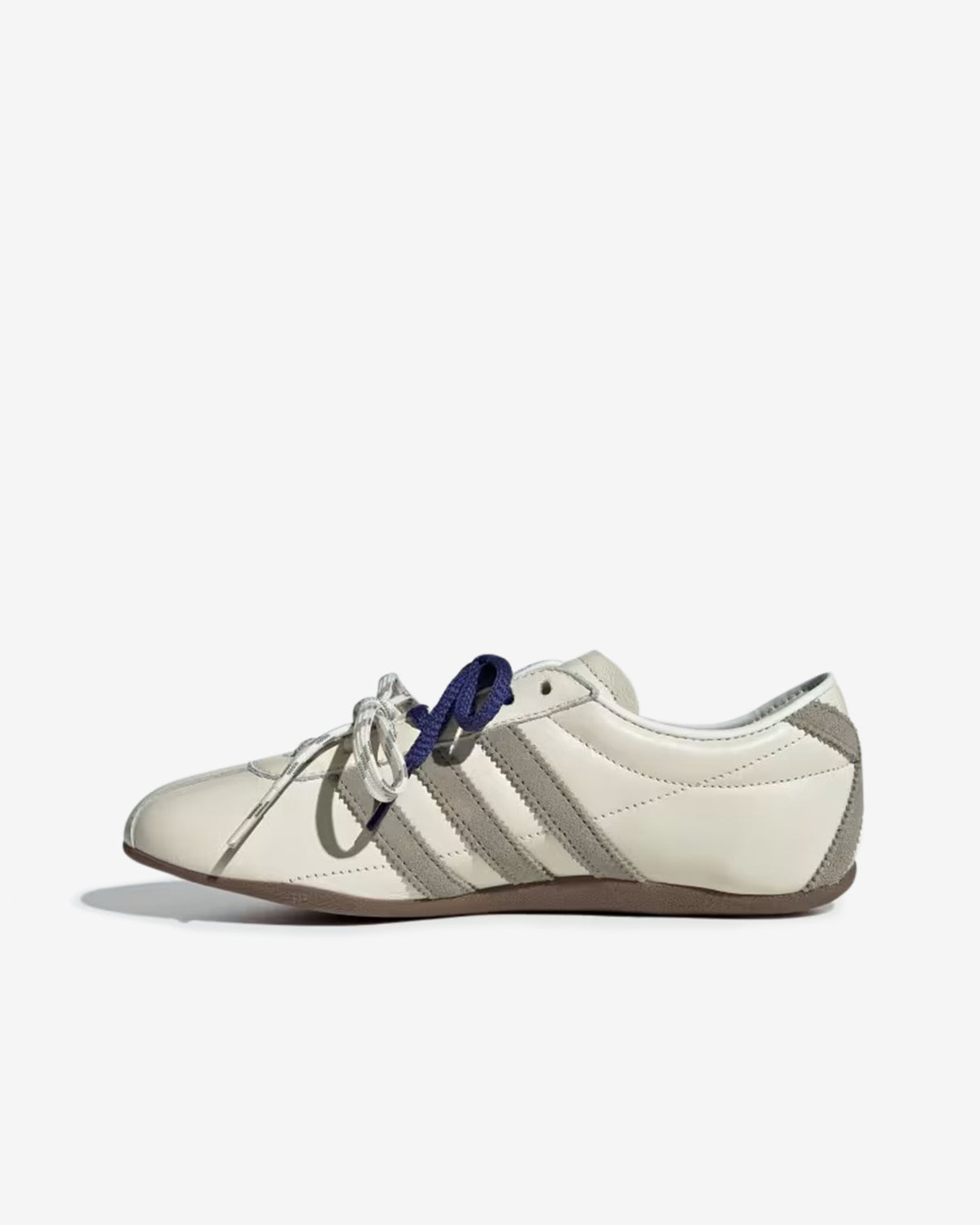 Adidas - Tokyo - (Off White/Silver Pebble) view 2, Click to Zoom in