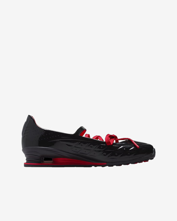 Nike - Women's LABELHOOD Shox Z Calistra Sneakers - (Black/Red)
