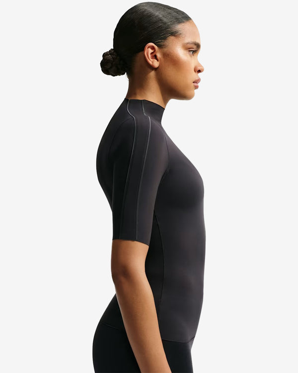 NikeSKIMS - Women's Weightless Short-Sleeve T-Shirt - (Obsidian)
