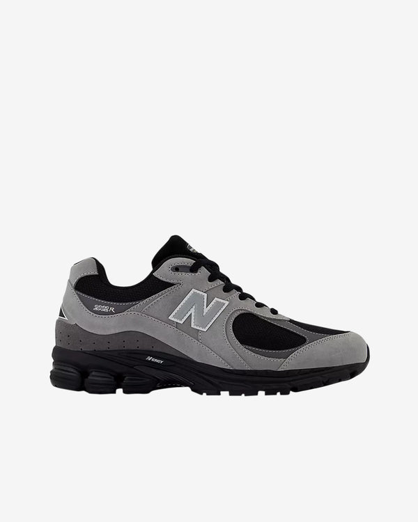New Balance - Men's 2002R Sneakers - (Grey/Black/Silver)
