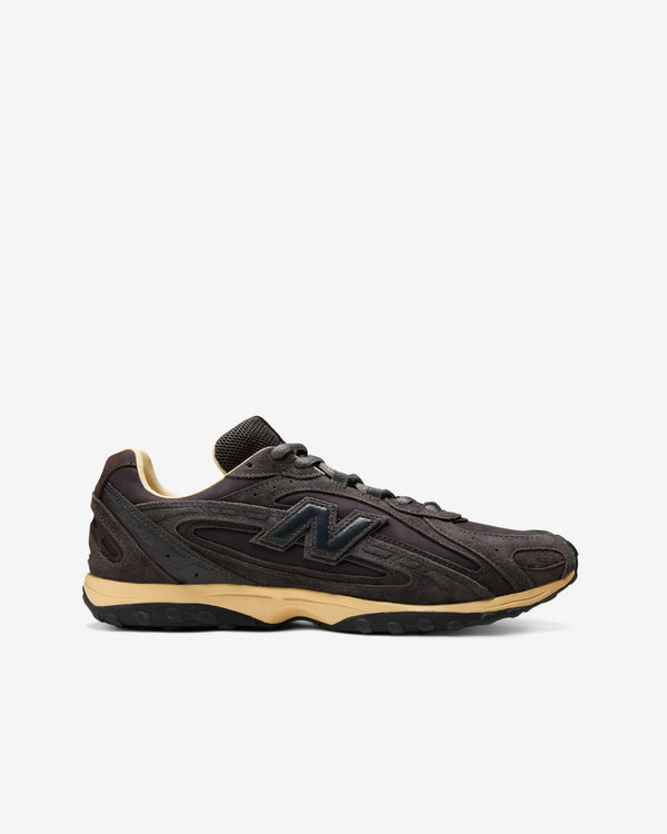 New Balance - Men's Auralee 204L Sneakers - (Ganache/Blackbean)