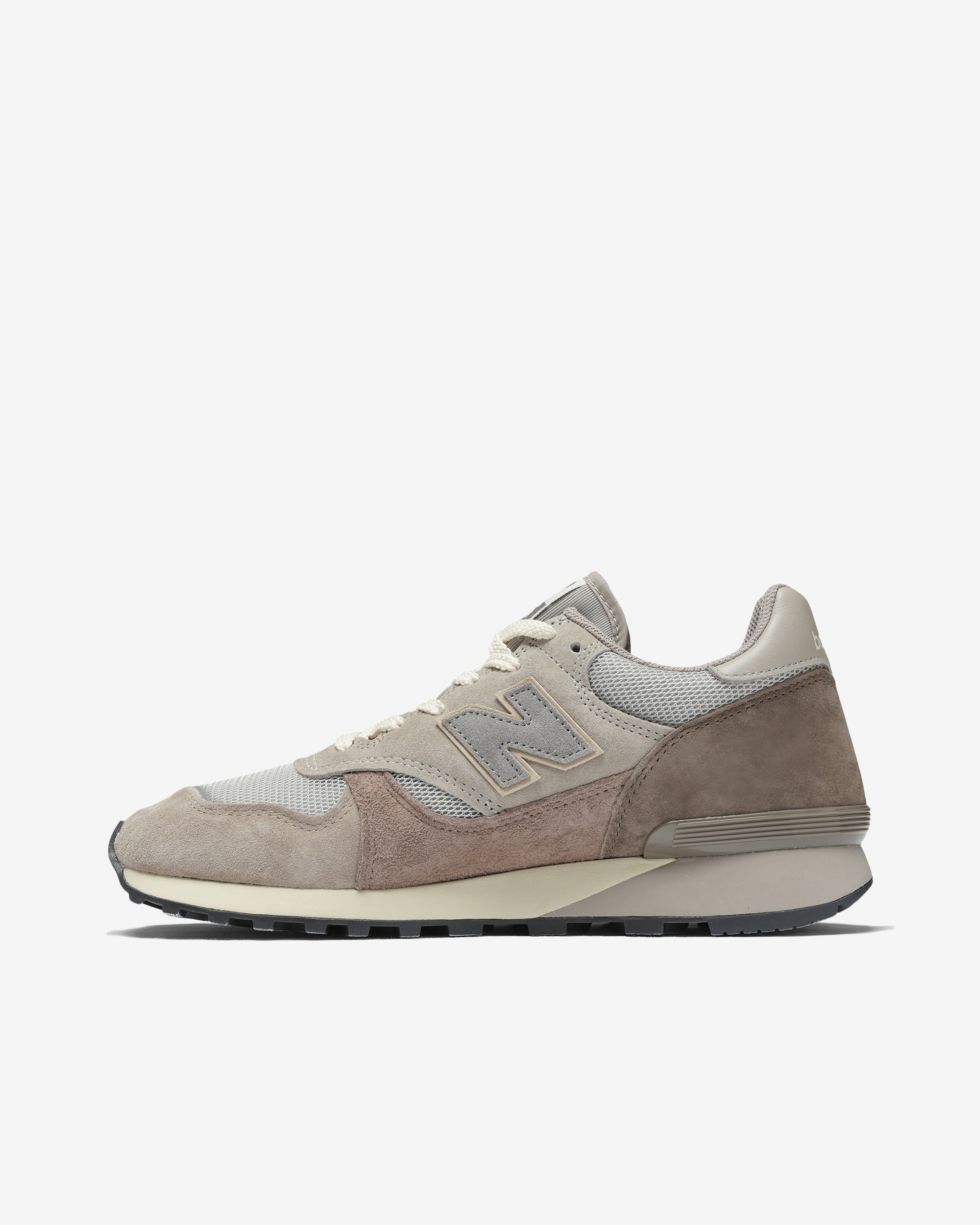 New Balance: Men's Auralee U475AE Sneakers (London Fog) | DSMNY E-SHOP