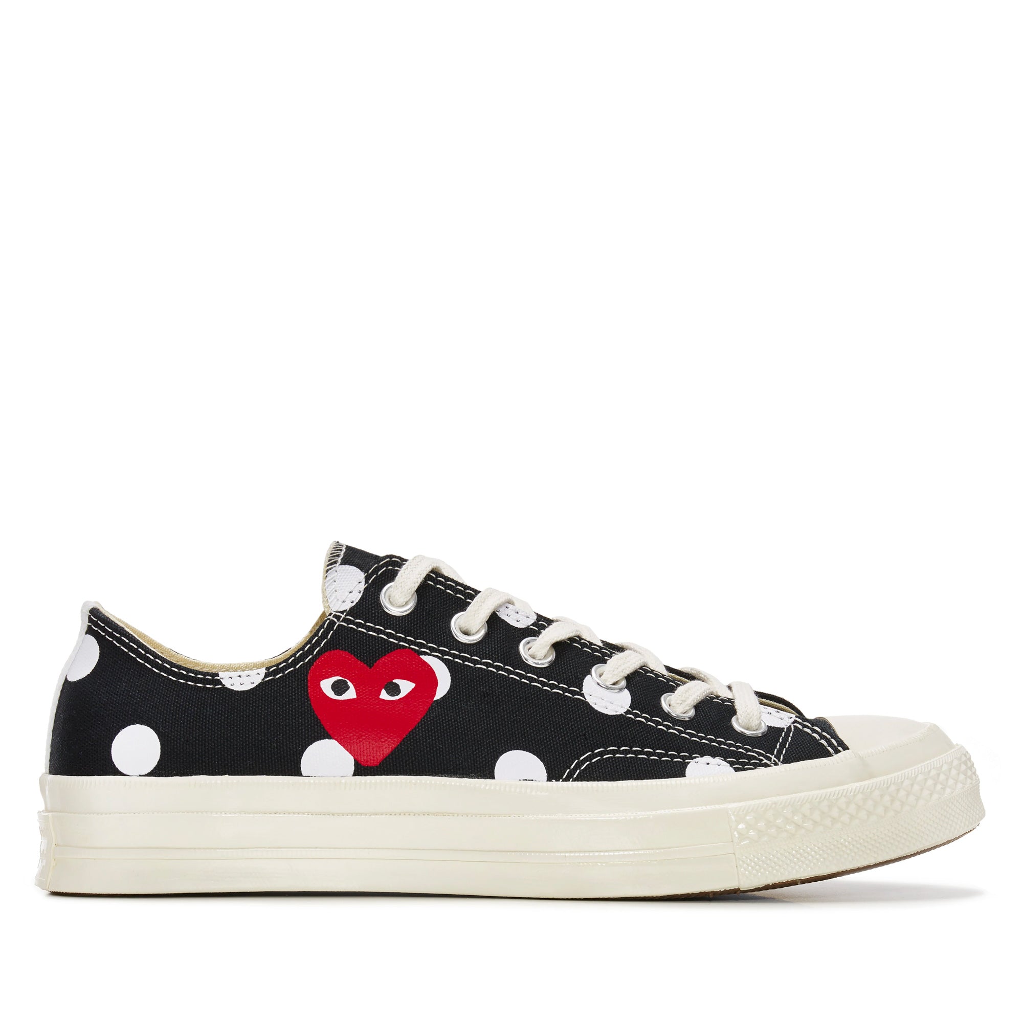 Play Converse - Polka Dot Red Heart Chuck Taylor All Star ’70 Low Sneakers - (Black) view 1