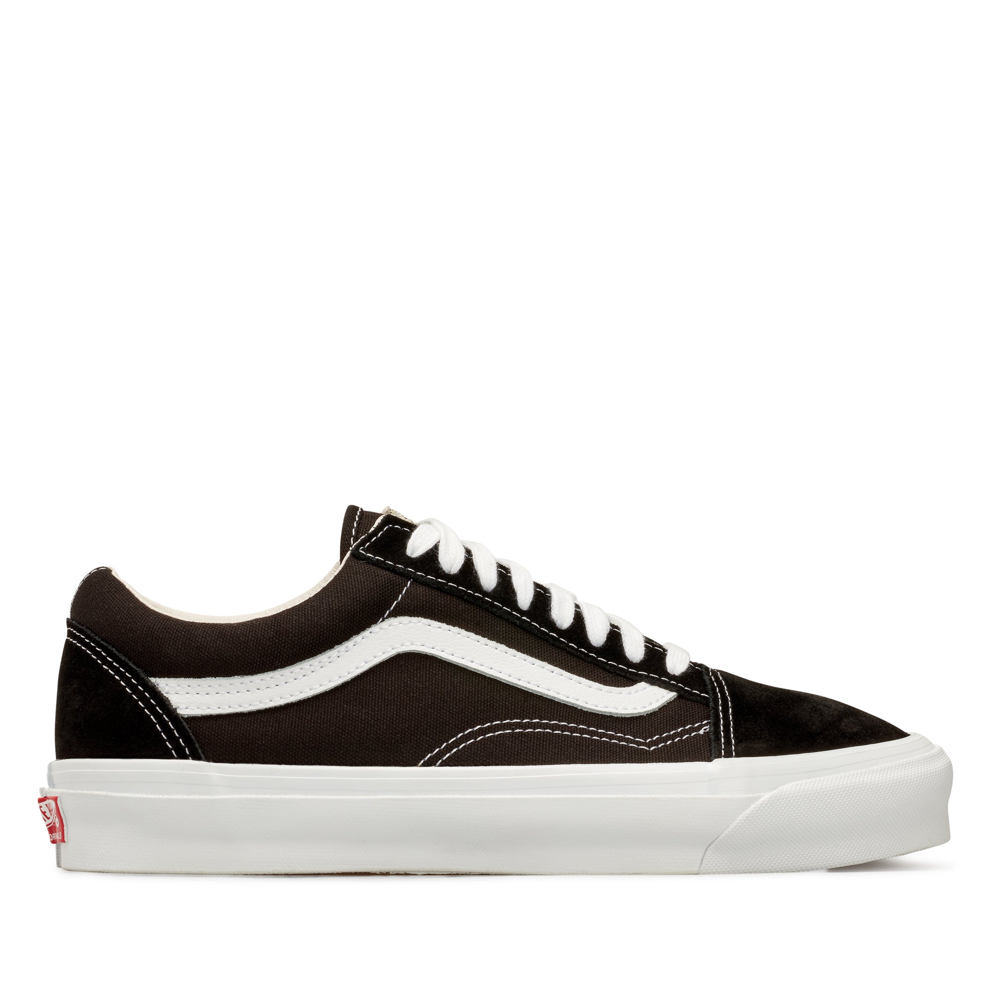 Vans Men's Suede OG Old Skool (Black) view 1, Click to Zoom in